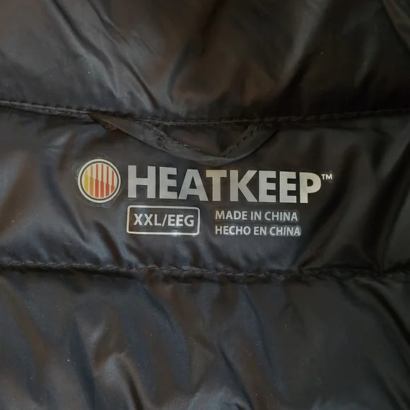 HeatKeep Men's Classic Black Puffer Quilted Vest - Picture 2 of 2